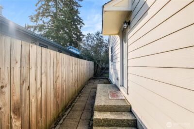 3810 S Asotin Street , Tacoma, WA 98418 - Photo 18
