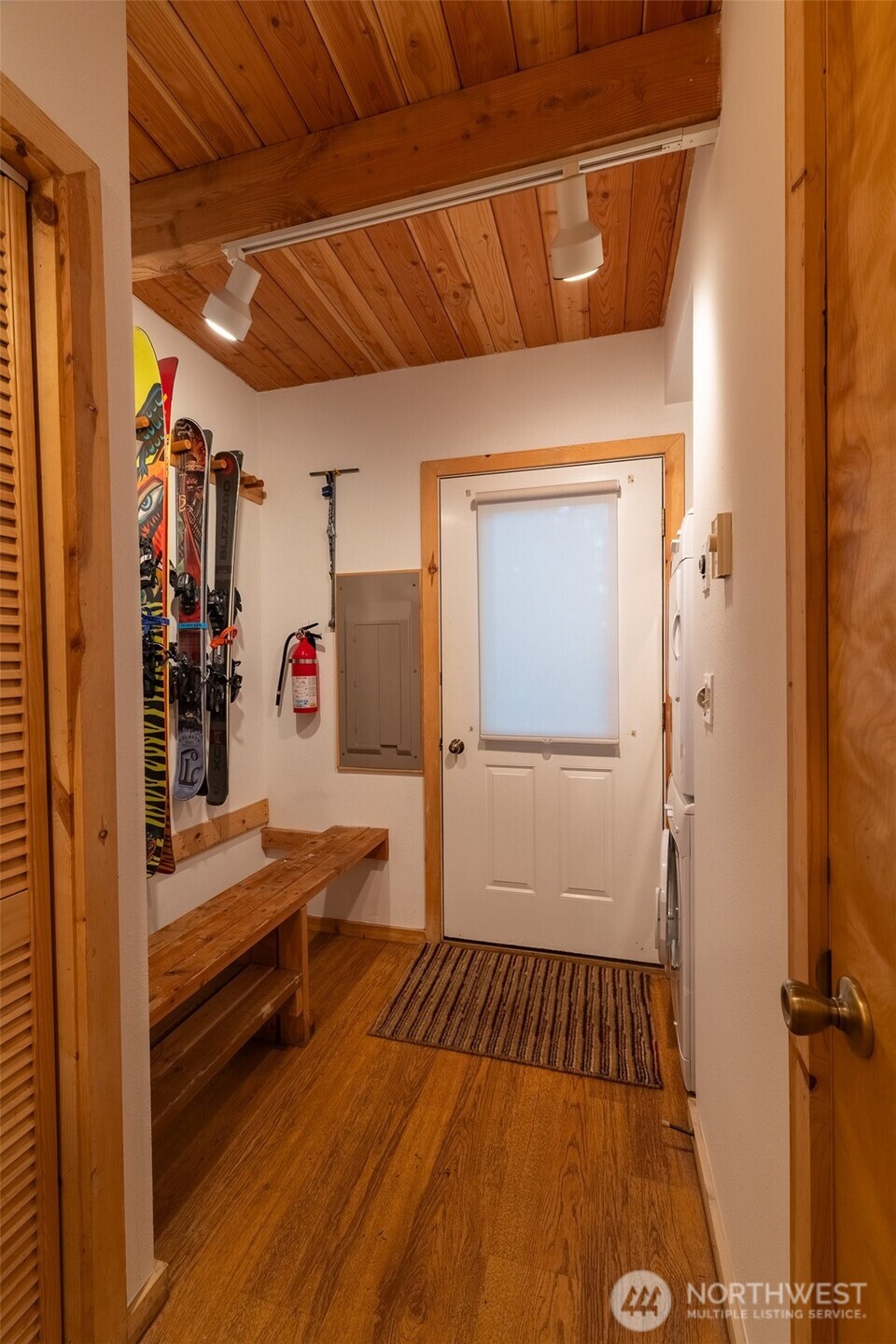 13008 Welcome Road , Deming, WA 98244