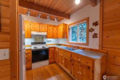 13008 Welcome Road , Deming, WA 98244 - Photo 19