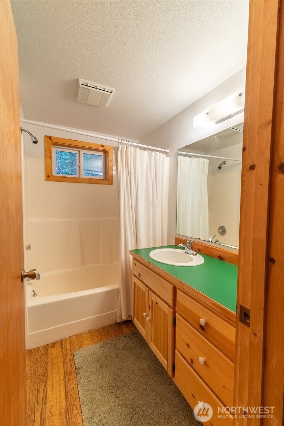 13008 Welcome Road , Deming, WA 98244