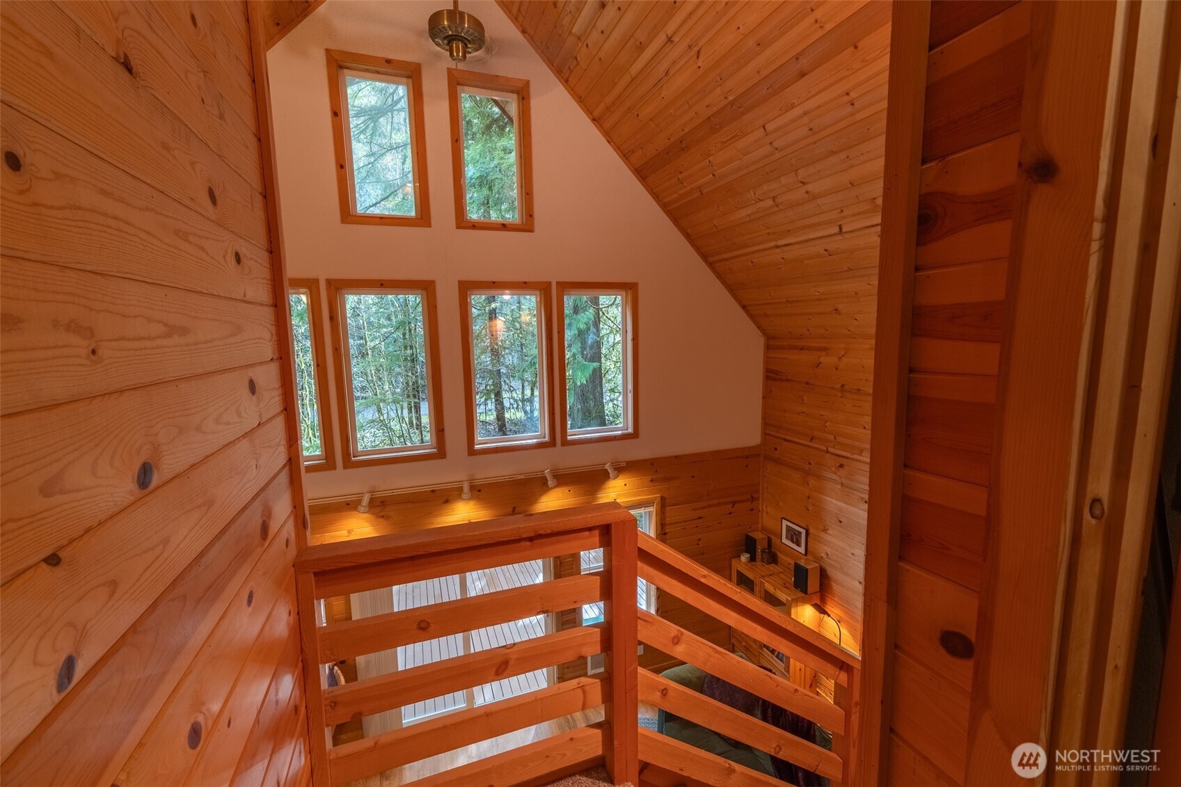 13008 Welcome Road , Deming, WA 98244