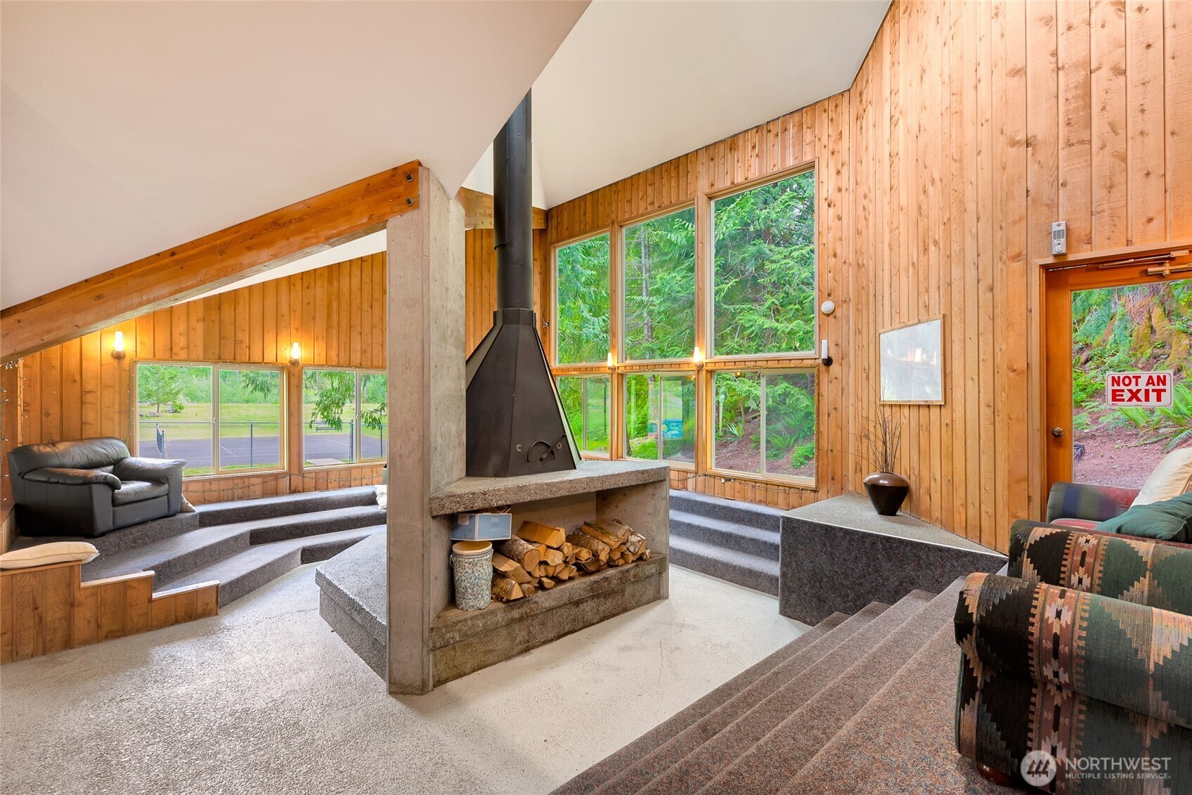 13008 Welcome Road , Deming, WA 98244