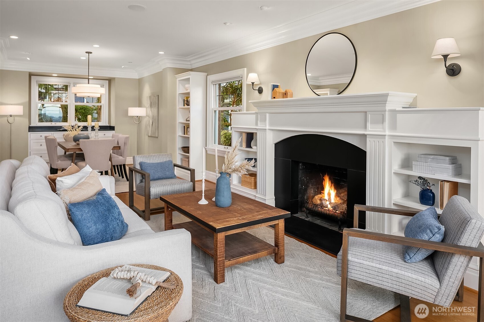 360 Highland Drive , Seattle, WA 98109