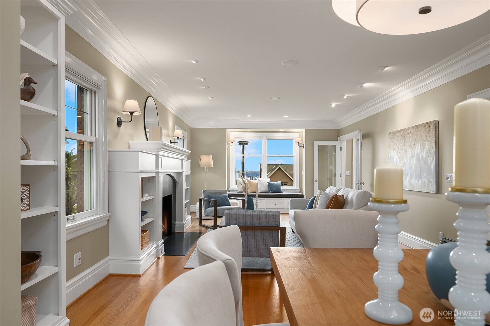 360 Highland Drive , Seattle, WA 98109