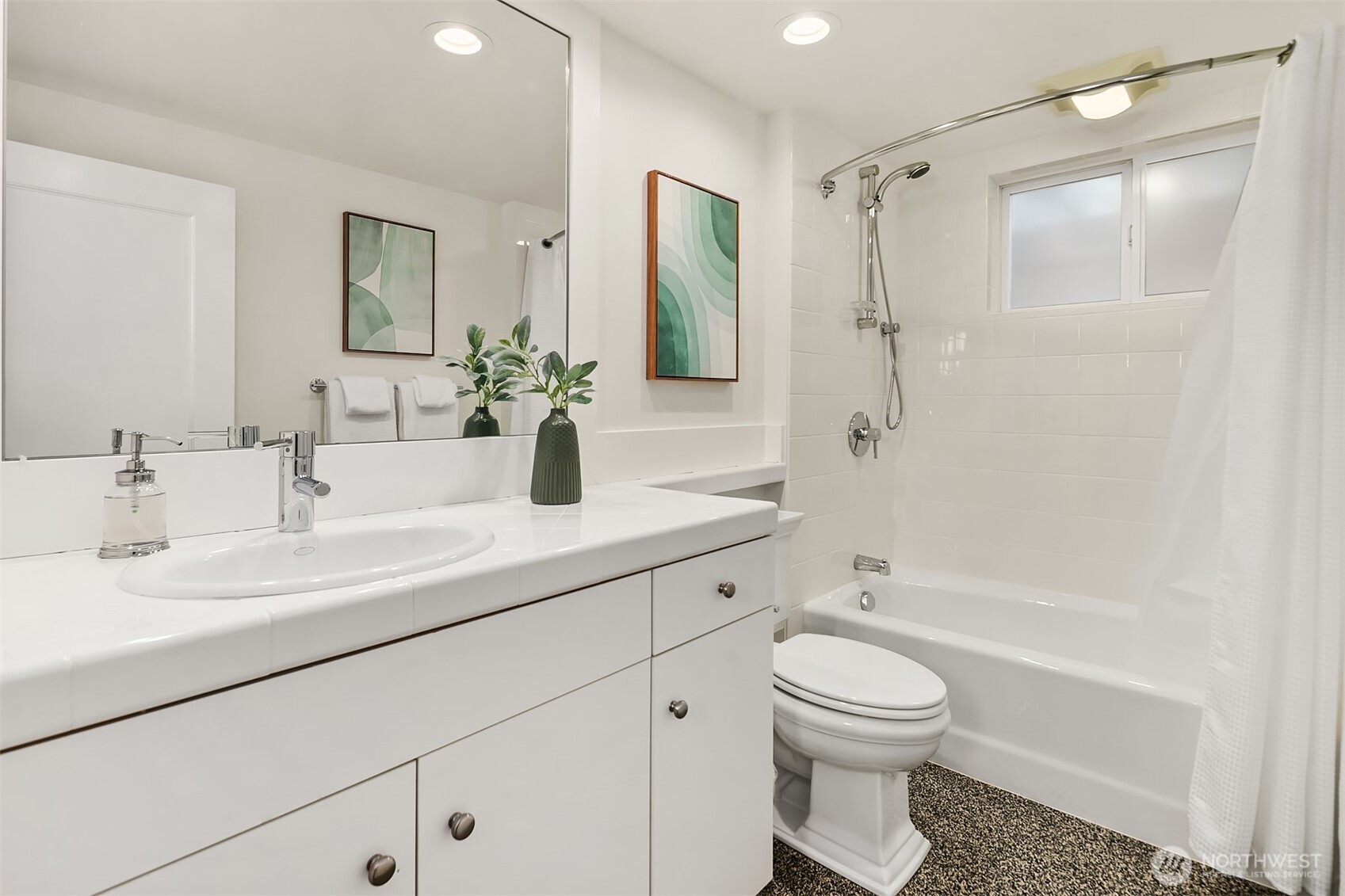 360 Highland Drive , Seattle, WA 98109