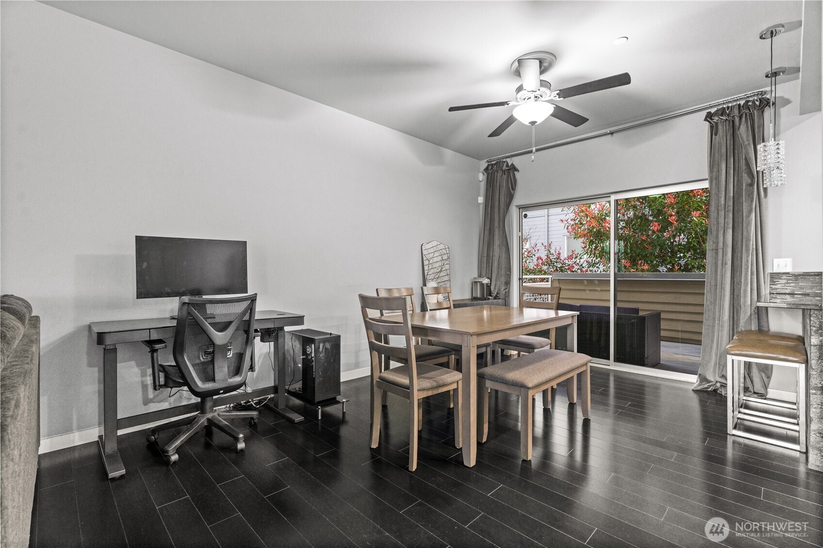 2365 Yakima Ct , Tacoma, WA 98405-3861