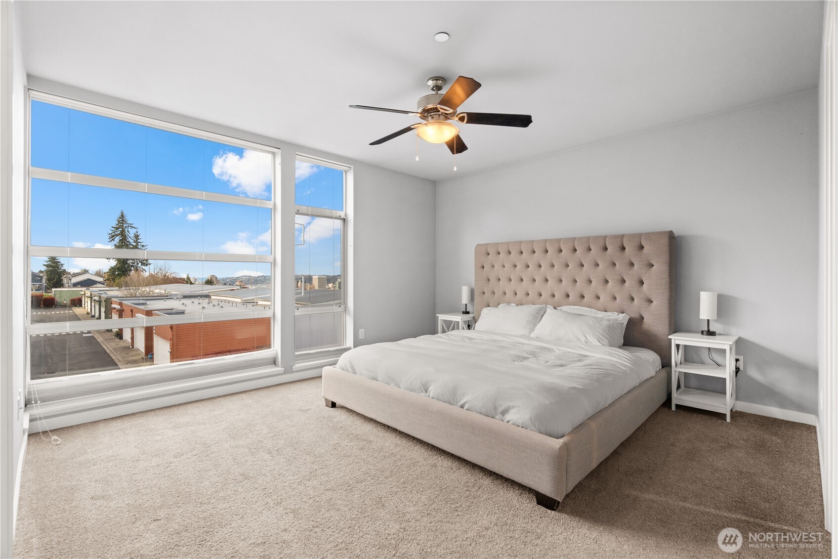 2365 Yakima Ct , Tacoma, WA 98405-3861