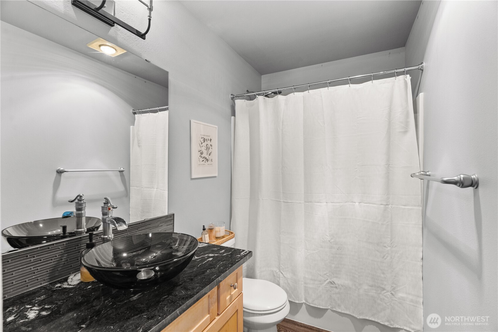 2365 Yakima Ct , Tacoma, WA 98405-3861