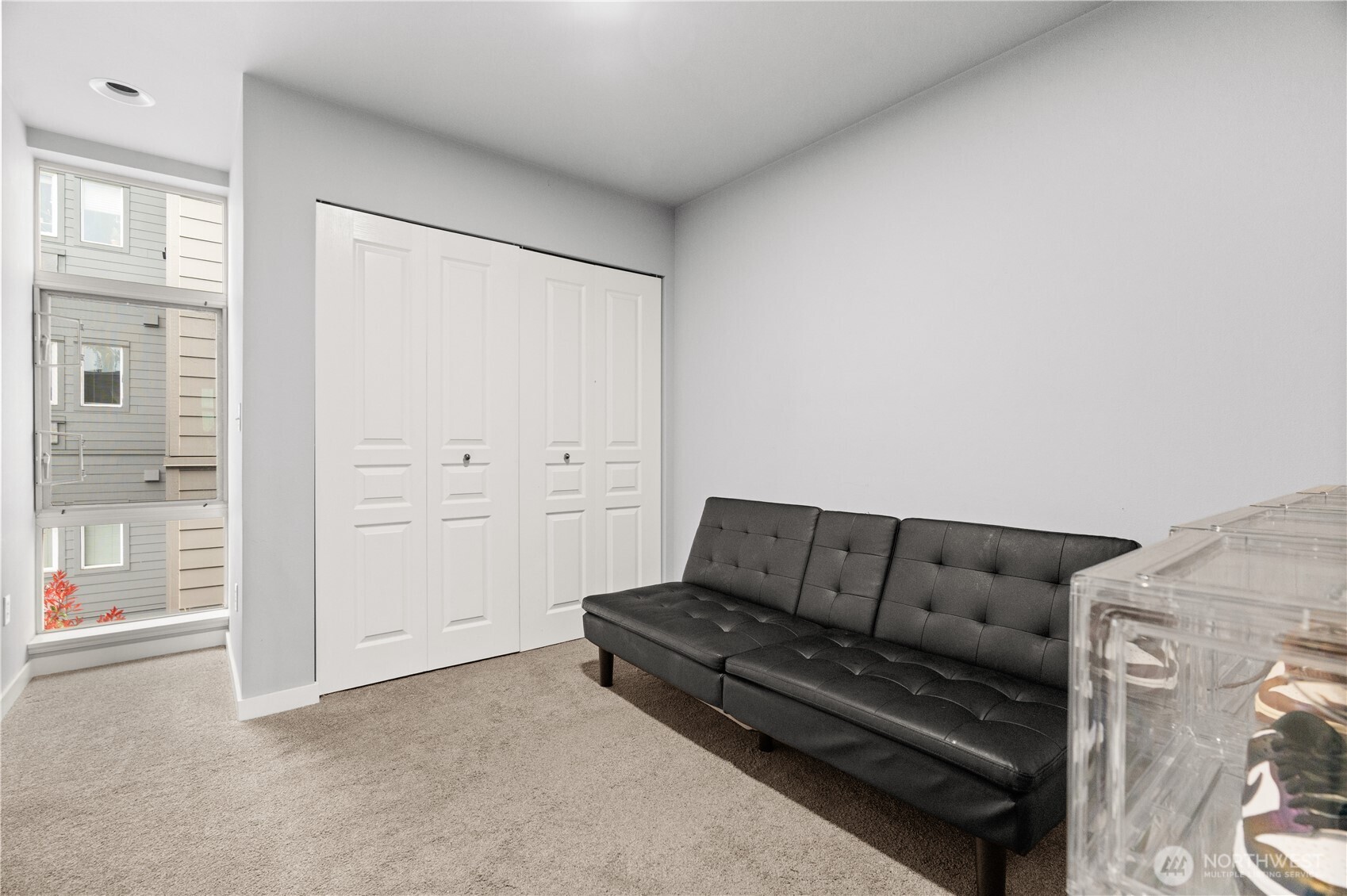 2365 Yakima Ct , Tacoma, WA 98405-3861