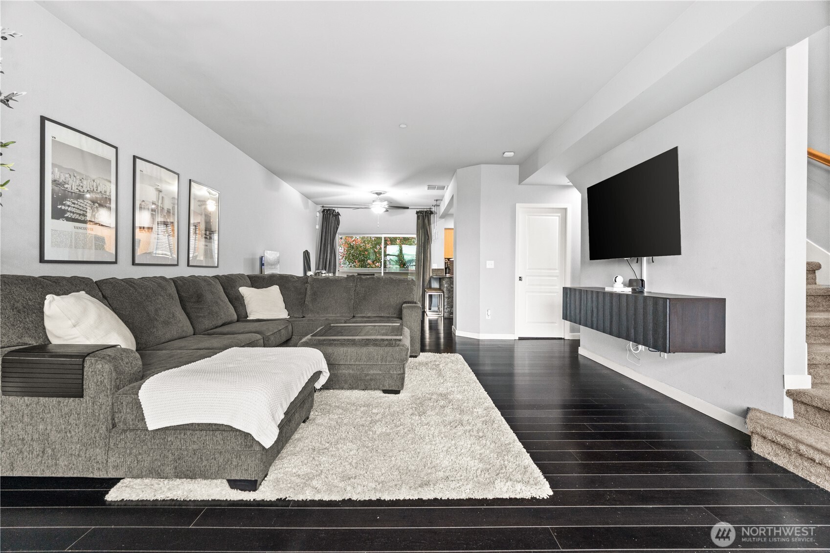 2365 Yakima Ct , Tacoma, WA 98405-3861