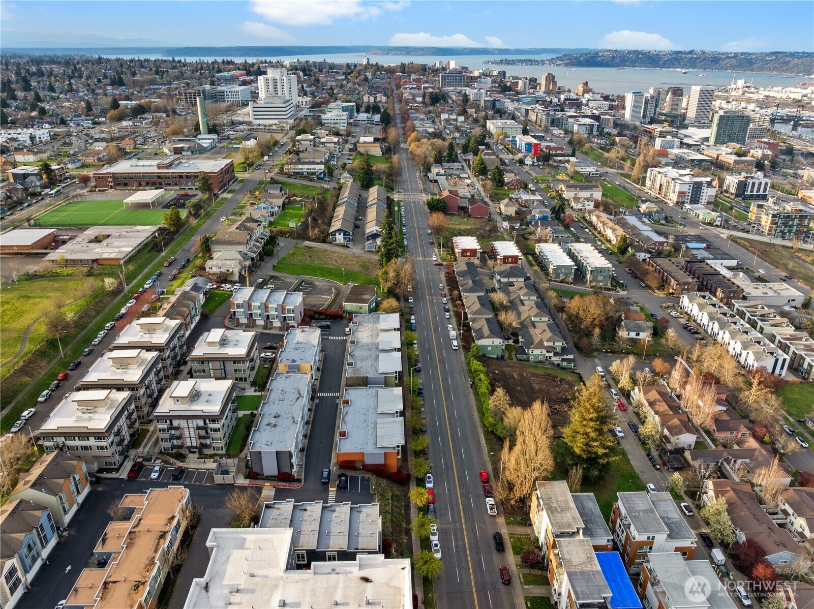 2365 Yakima Ct , Tacoma, WA 98405-3861