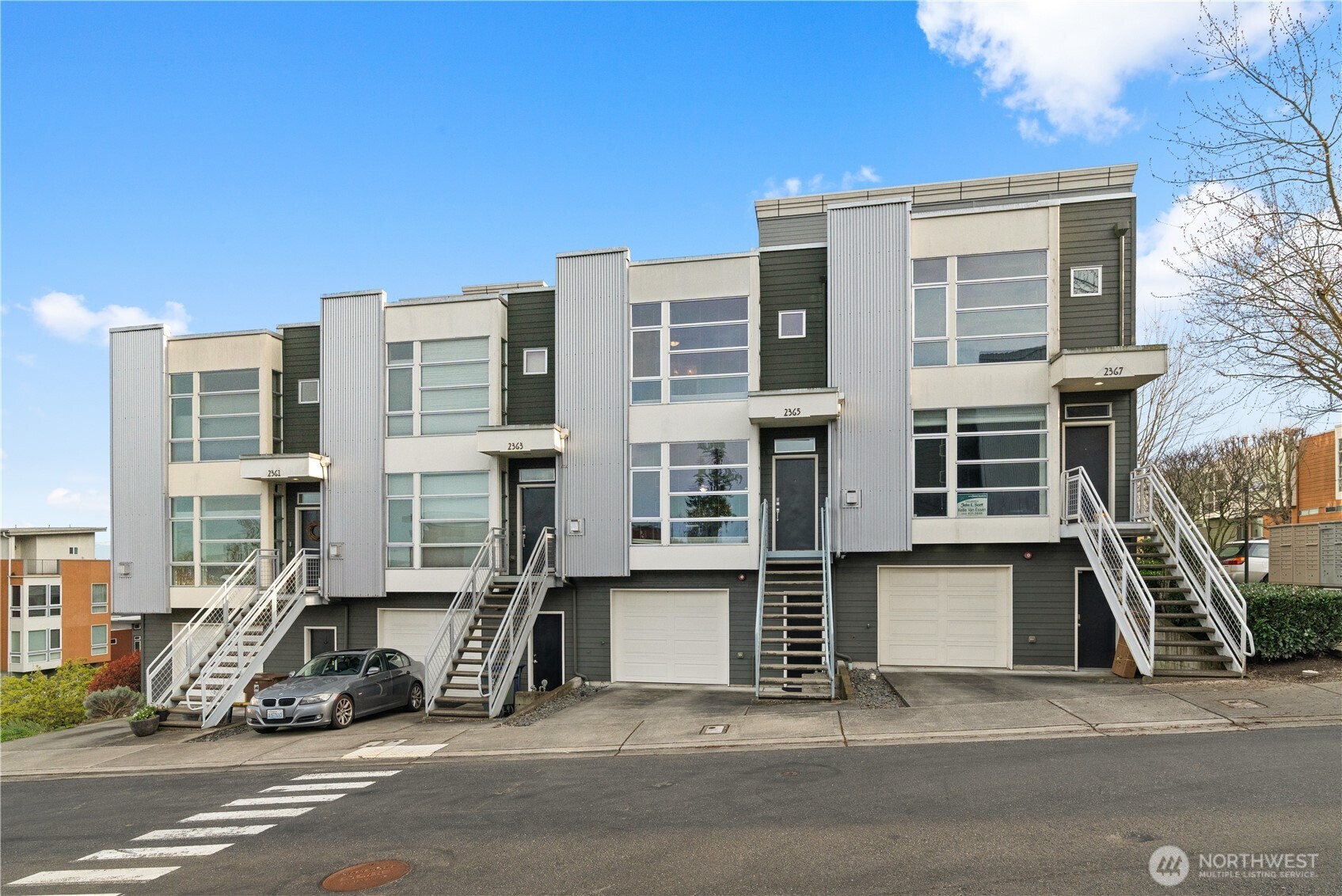 2365 Yakima Ct , Tacoma, WA 98405-3861