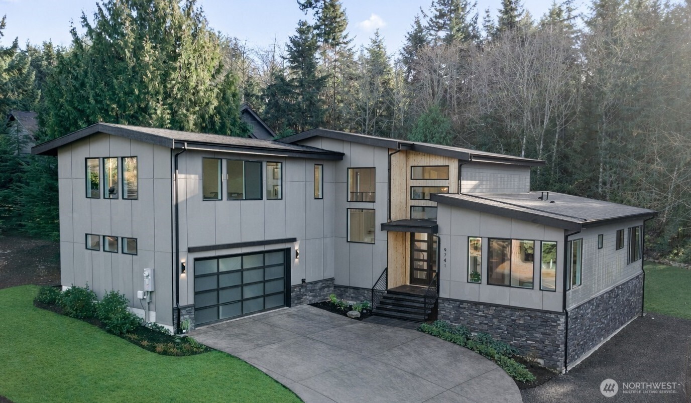 9741 NE White Horse Drive , Kingston, WA 98346