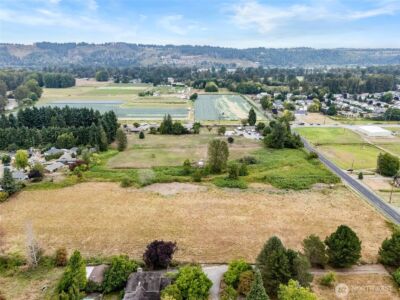 14721 Pioneer Way E, Puyallup, WA 98372 - Photo 5