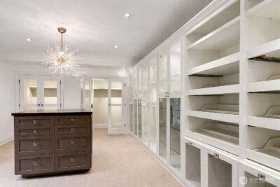 8975 NE 10th Street , Bellevue, WA 98004 - Photo 18