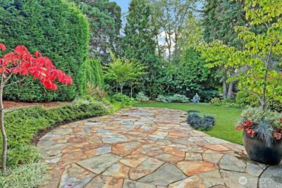 8975 NE 10th Street , Bellevue, WA 98004 - Photo 21