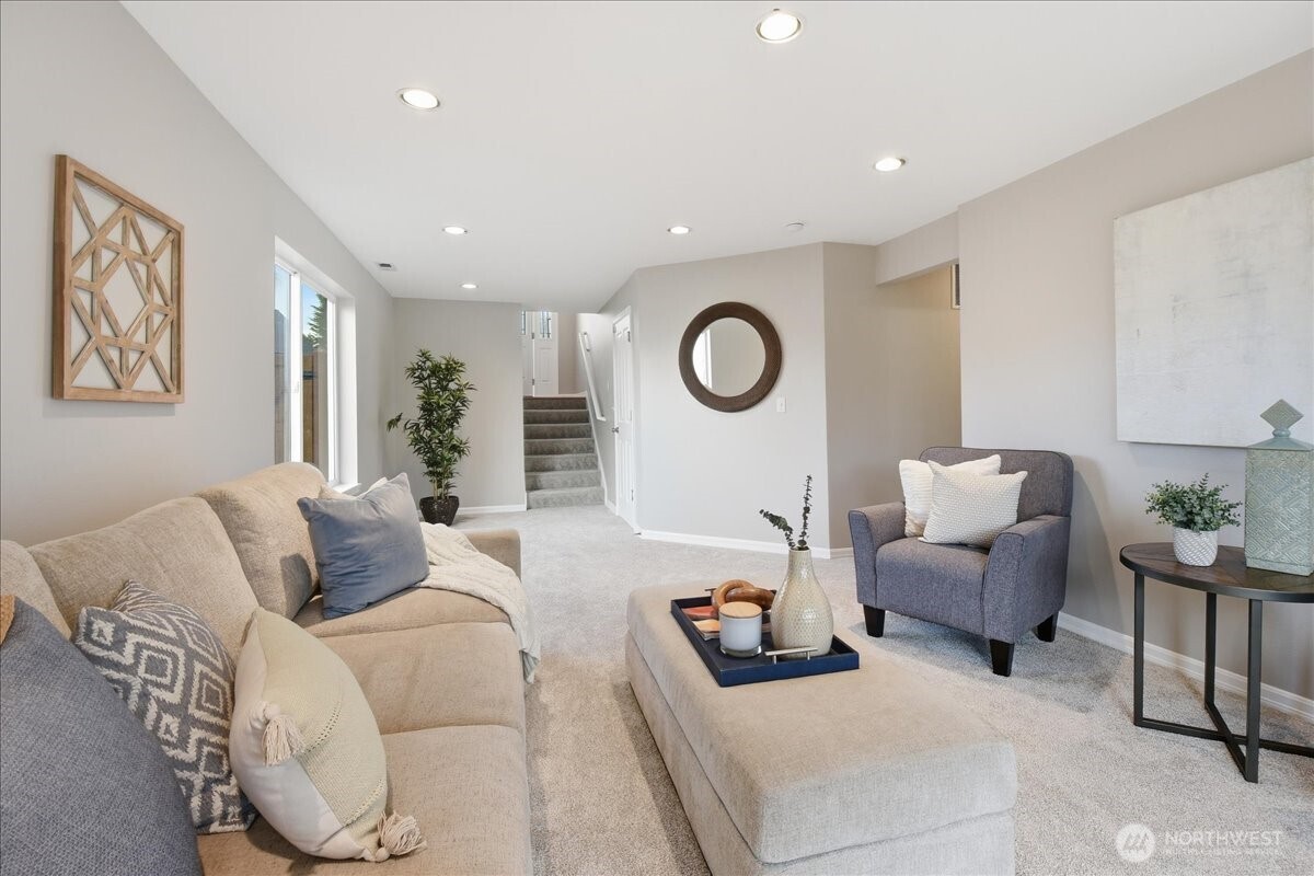 8522 20th Street Ct W, University Place, WA 98466