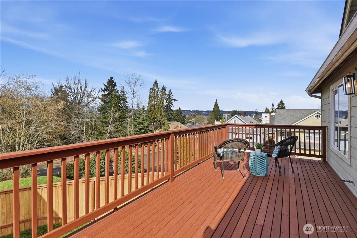 8522 20th Street Ct W, University Place, WA 98466