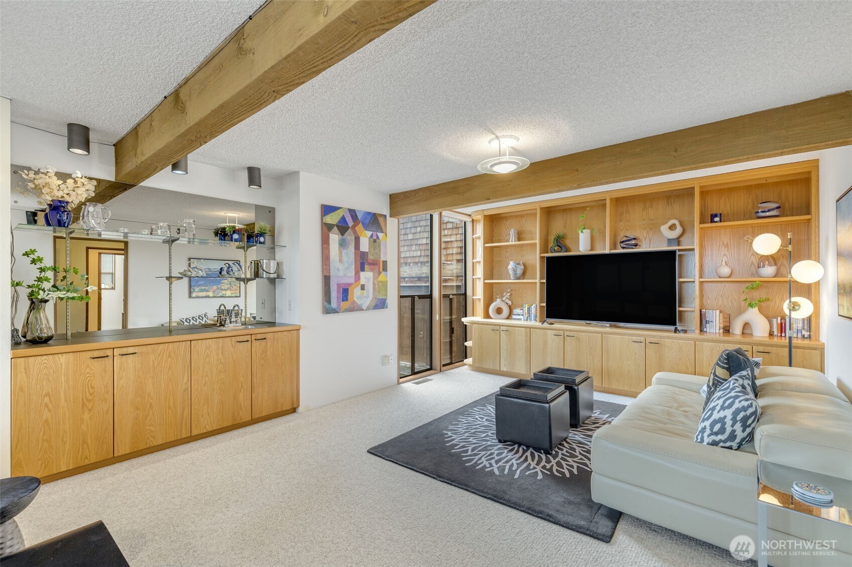 2180 Cove Drive , Oak Harbor, WA 98277