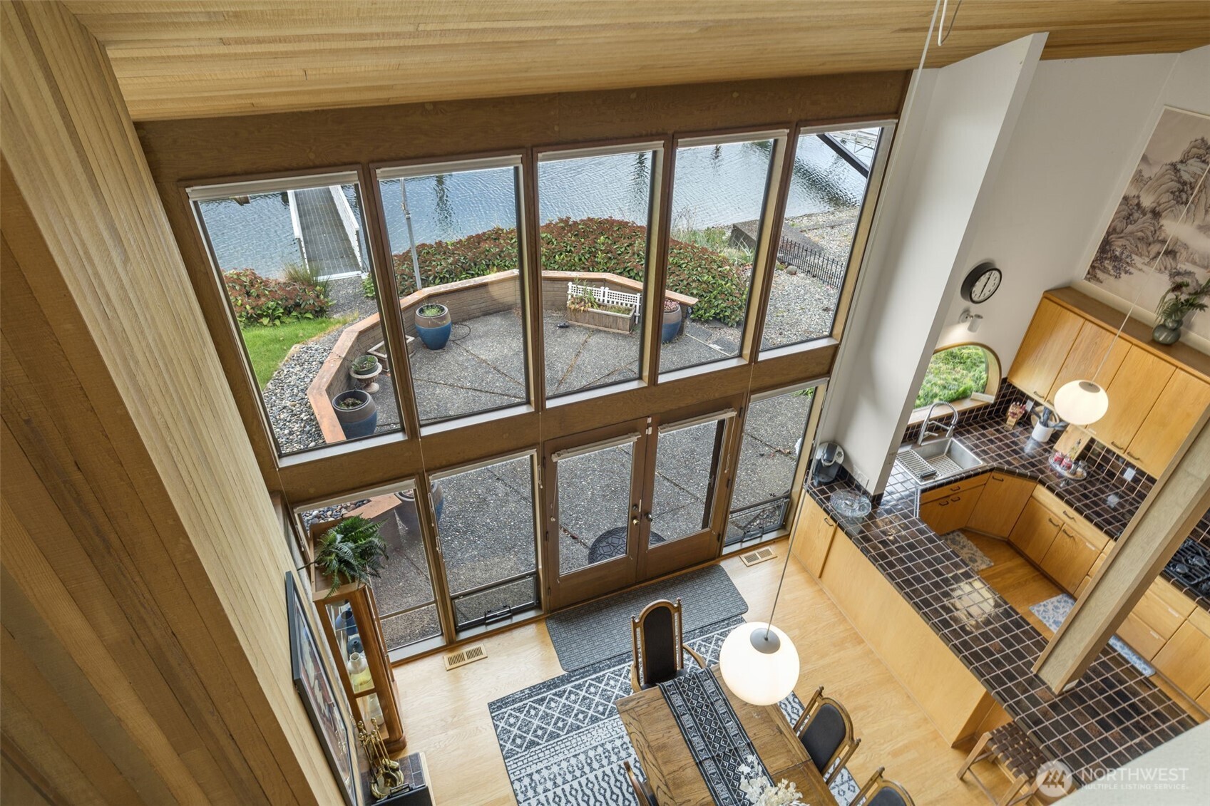 2180 Cove Drive , Oak Harbor, WA 98277