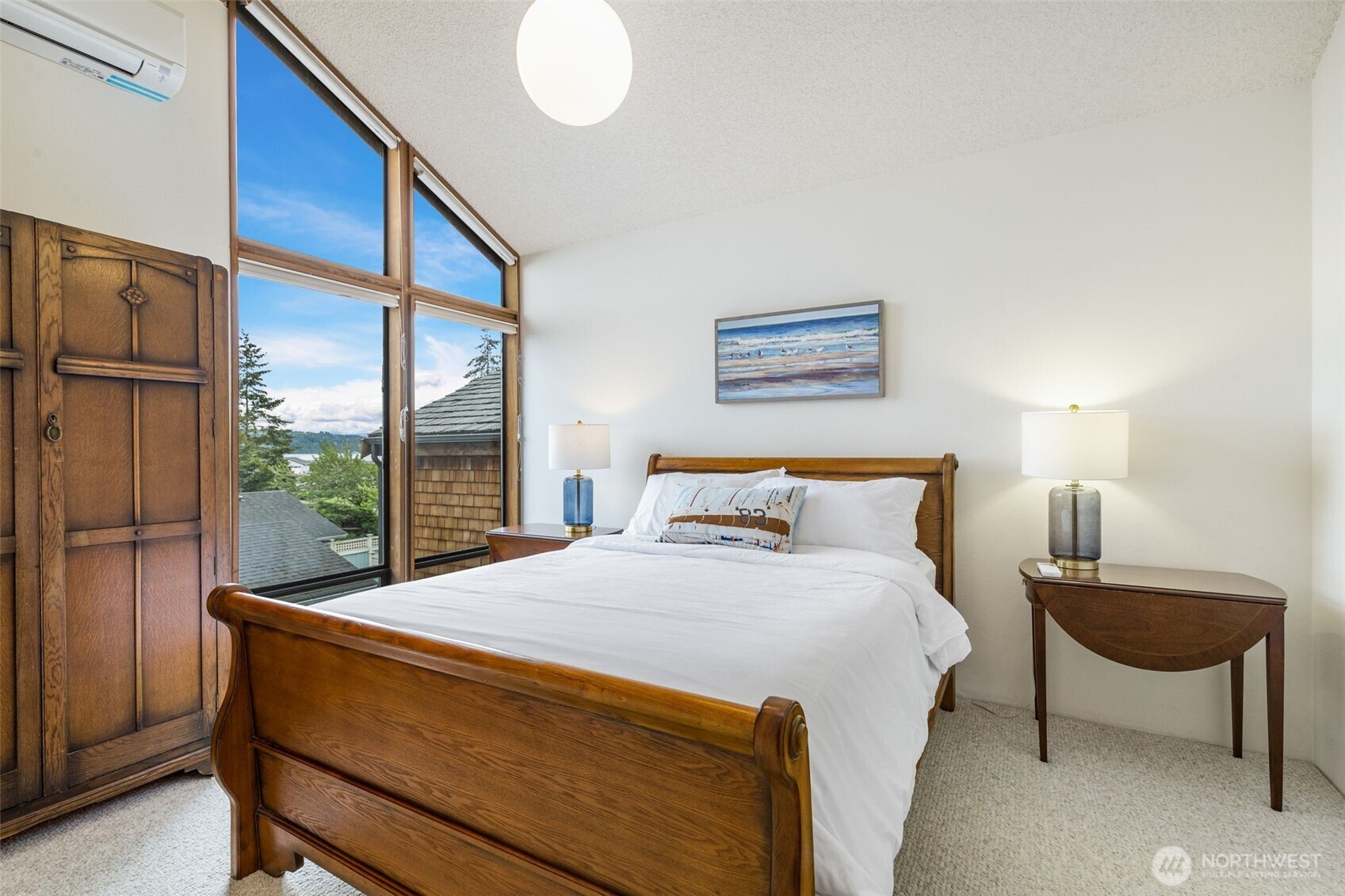 2180 Cove Drive , Oak Harbor, WA 98277