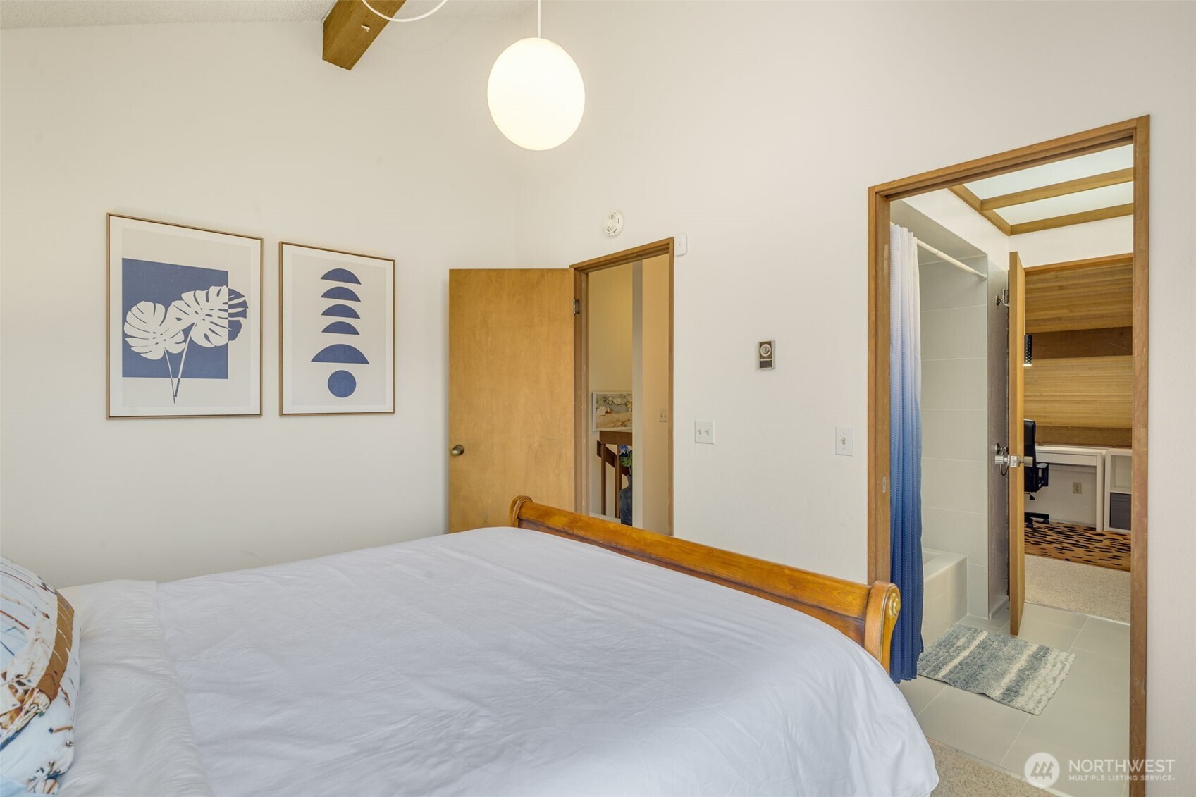 2180 Cove Drive , Oak Harbor, WA 98277