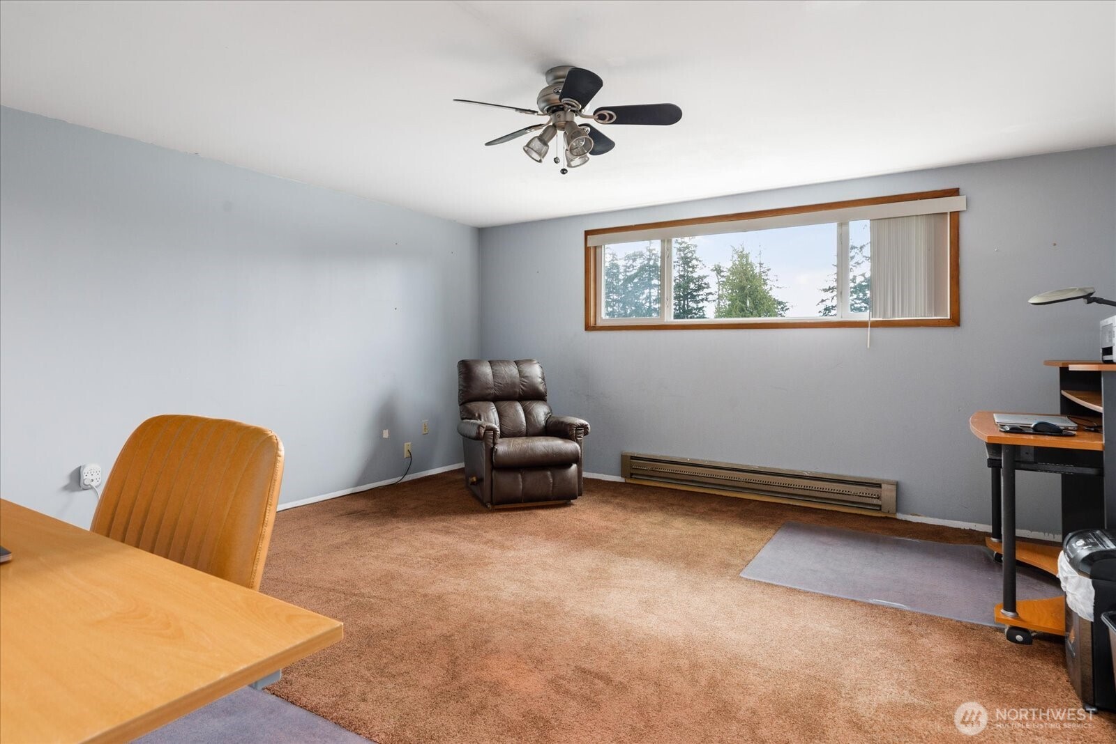 1552 NE Narrows Avenue , Oak Harbor, WA 98277