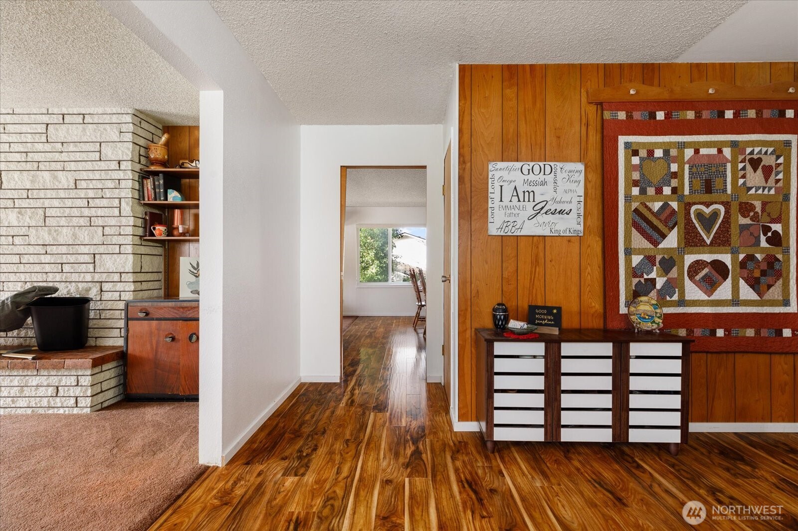 1552 NE Narrows Avenue , Oak Harbor, WA 98277