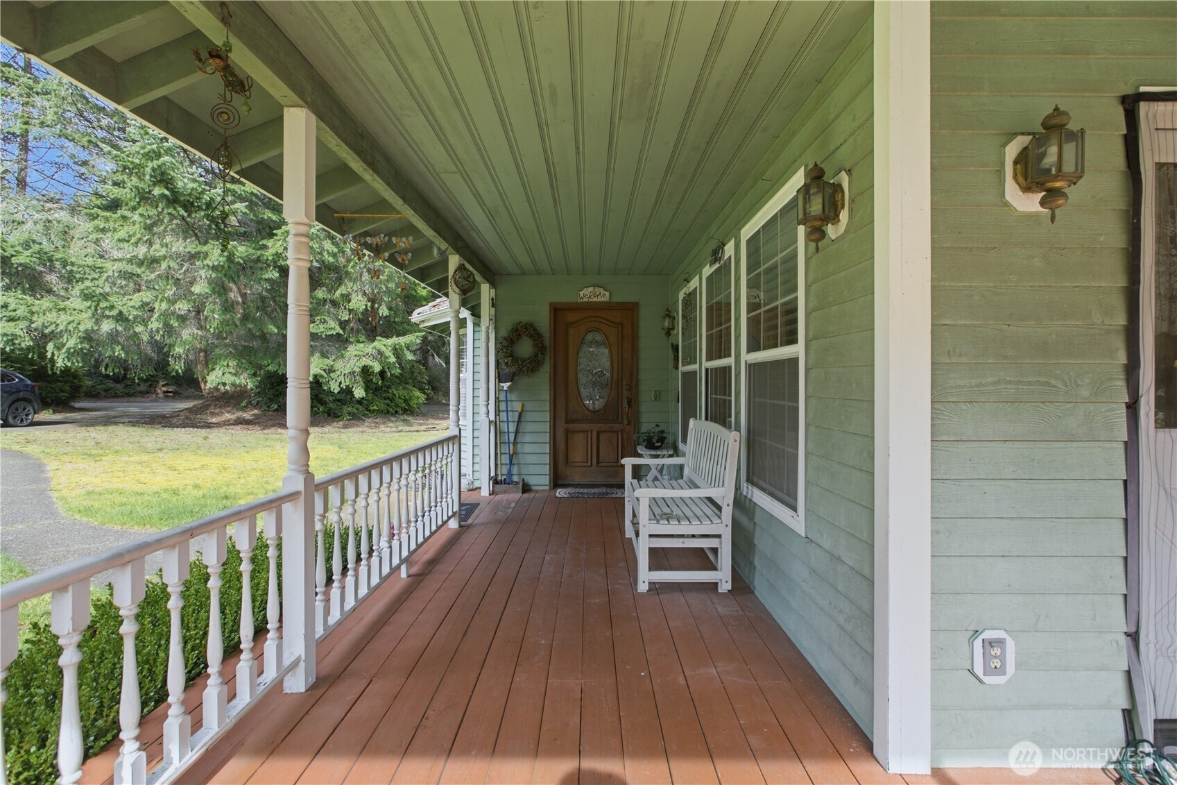 2827 71st Avenue NW, Gig Harbor, WA 98335