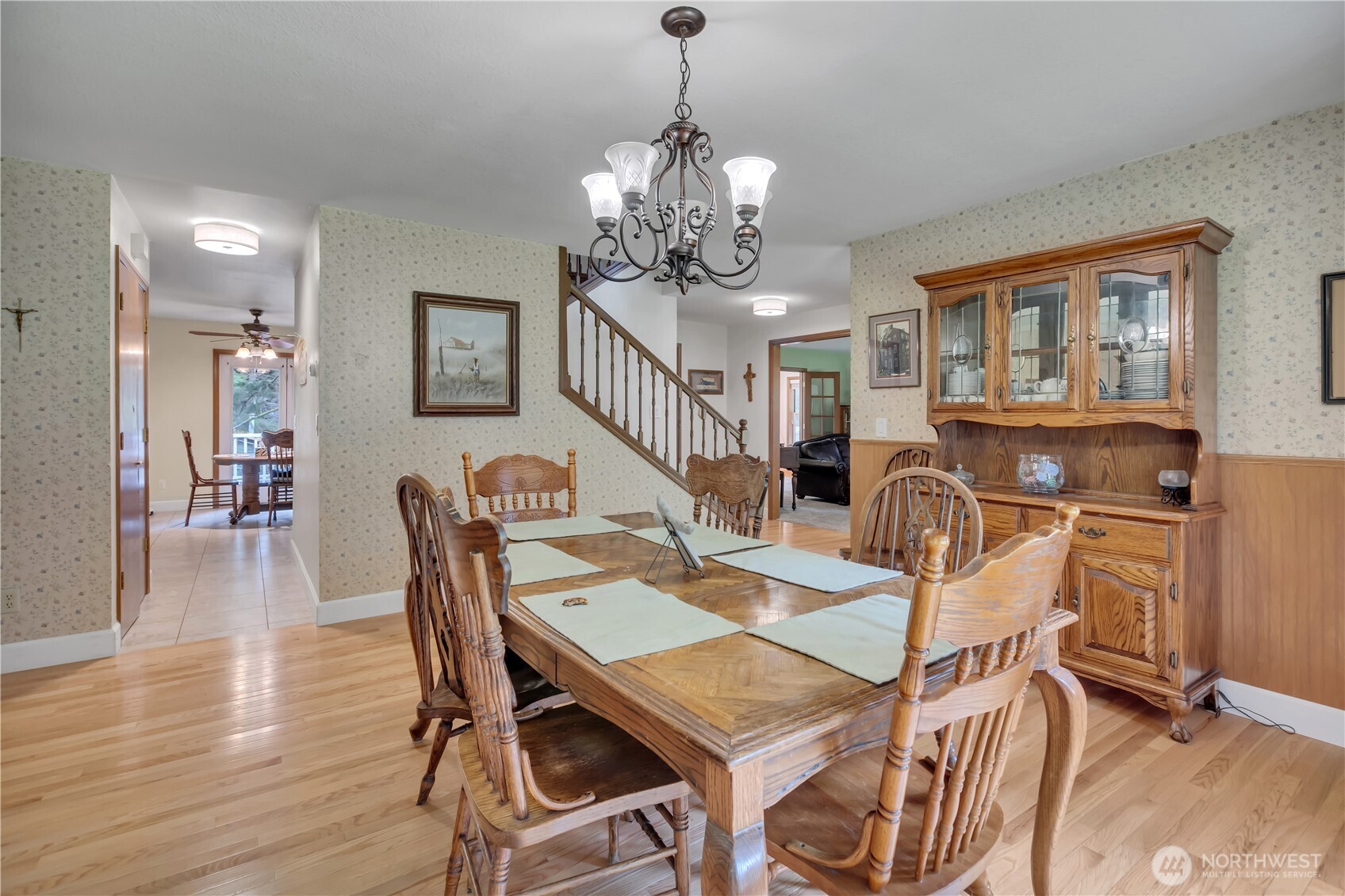 2827 71st Avenue NW, Gig Harbor, WA 98335