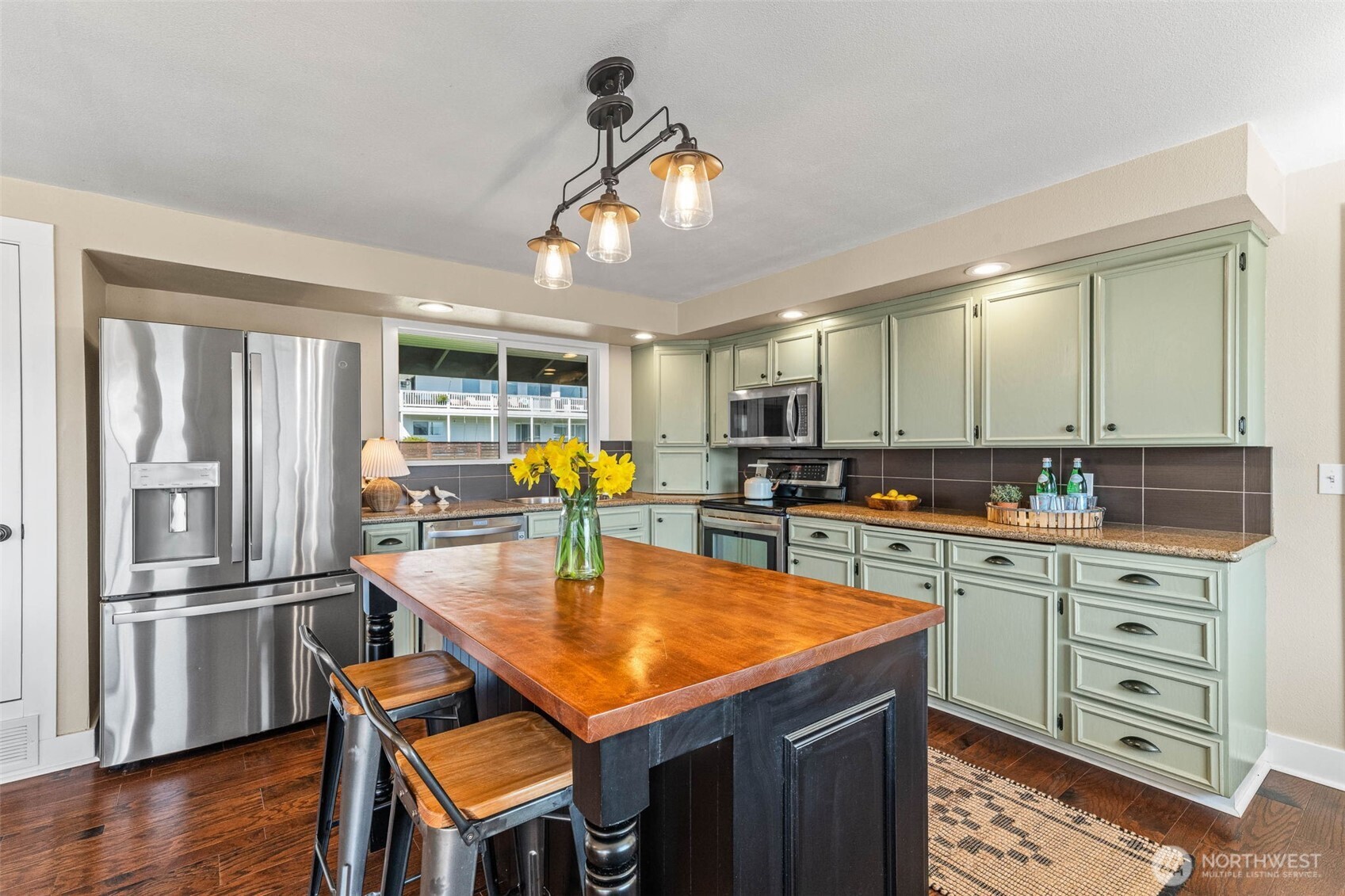 2809 Moorelands Avenue NW, Gig Harbor, WA 98335