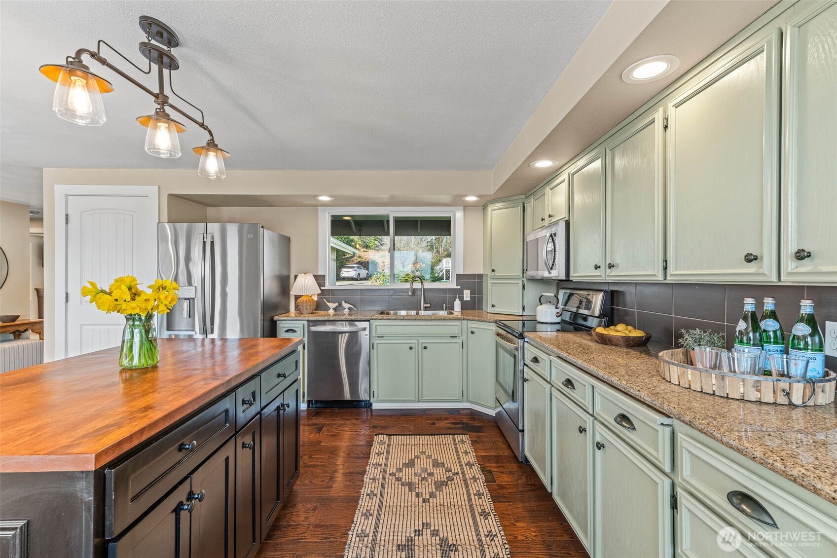 2809 Moorelands Avenue NW, Gig Harbor, WA 98335