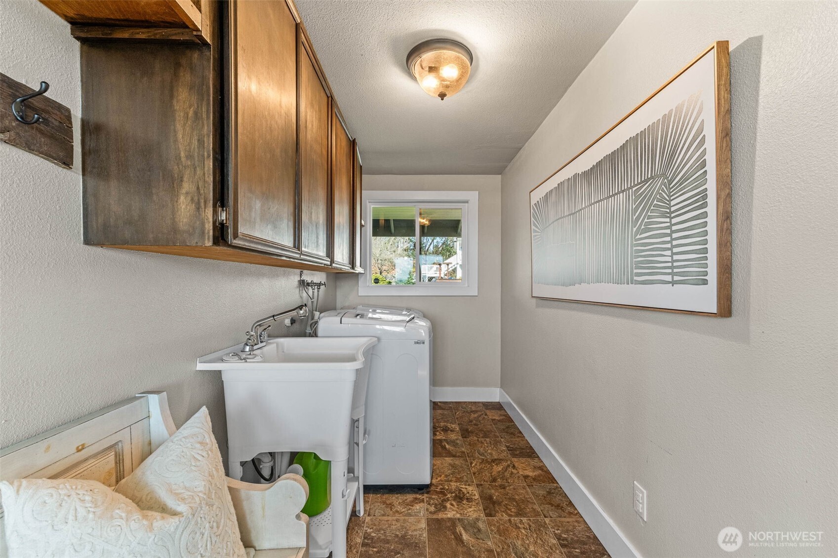 2809 Moorelands Avenue NW, Gig Harbor, WA 98335