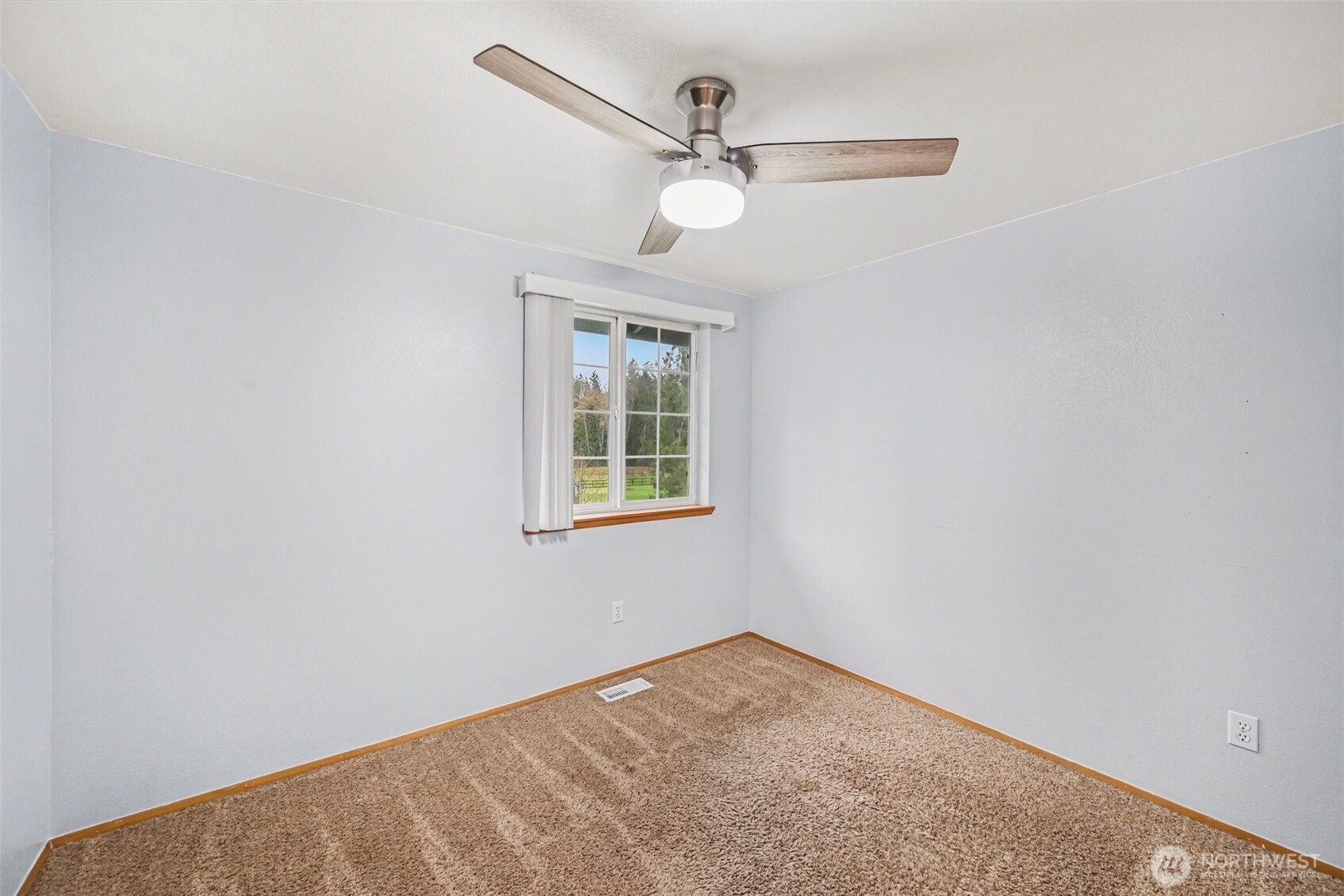 21016 68th Street Court E, Bonney Lake, WA 98391