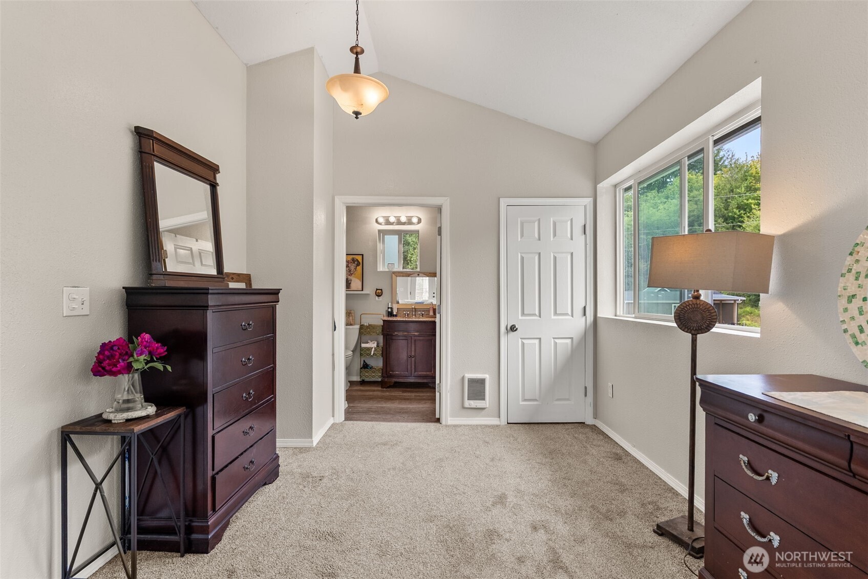 204 Murray Street , Oakville, WA 98568