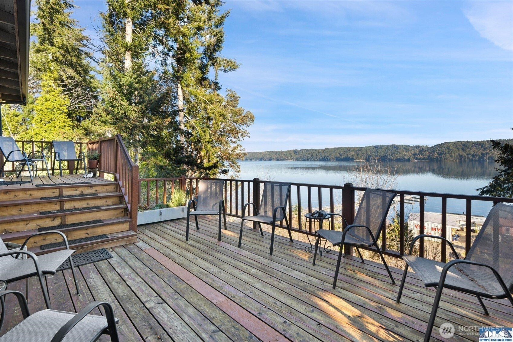 51 N Old Mill Hill Road , Hoodsport, WA 98548