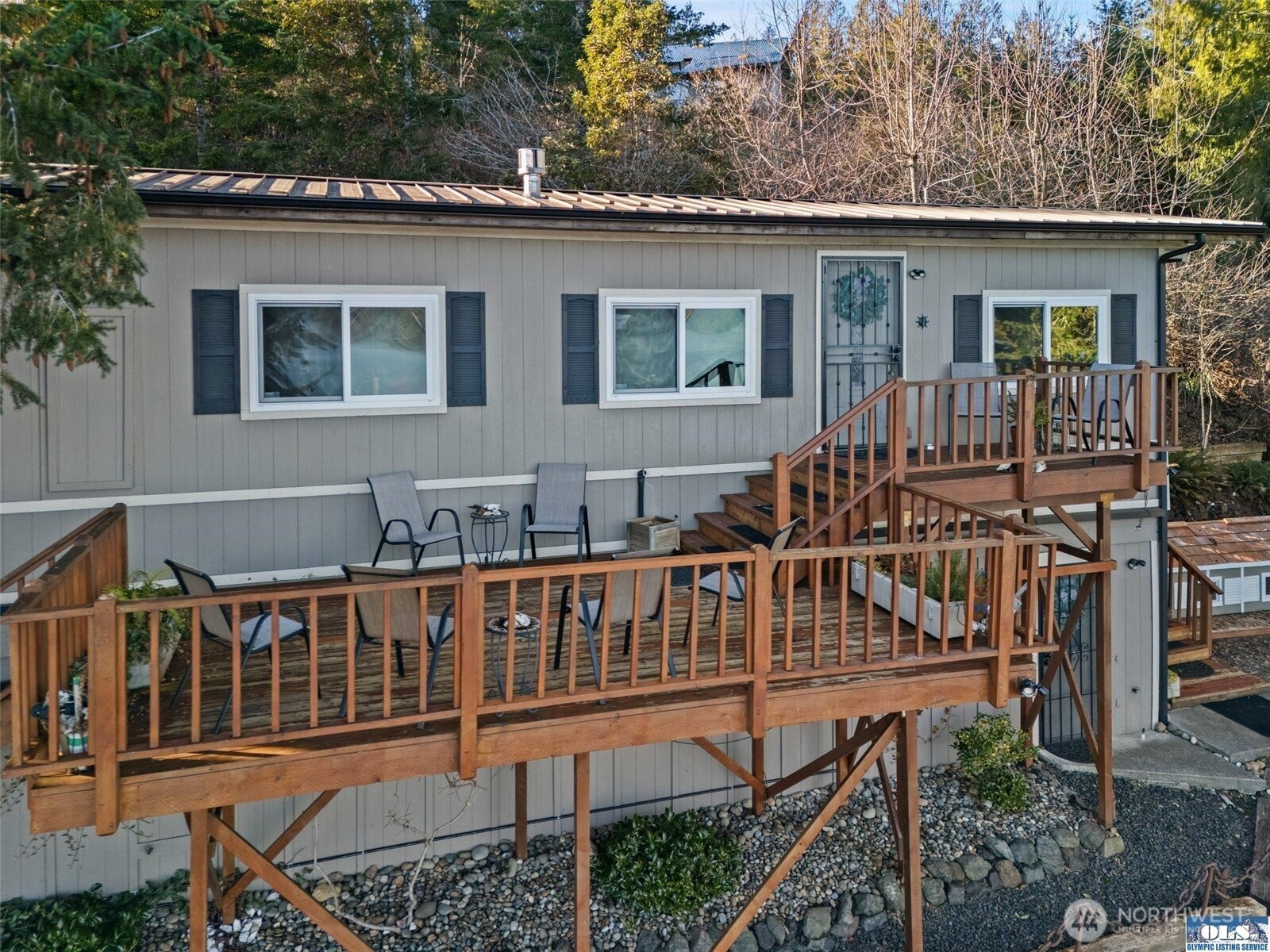 51 N Old Mill Hill Road , Hoodsport, WA 98548