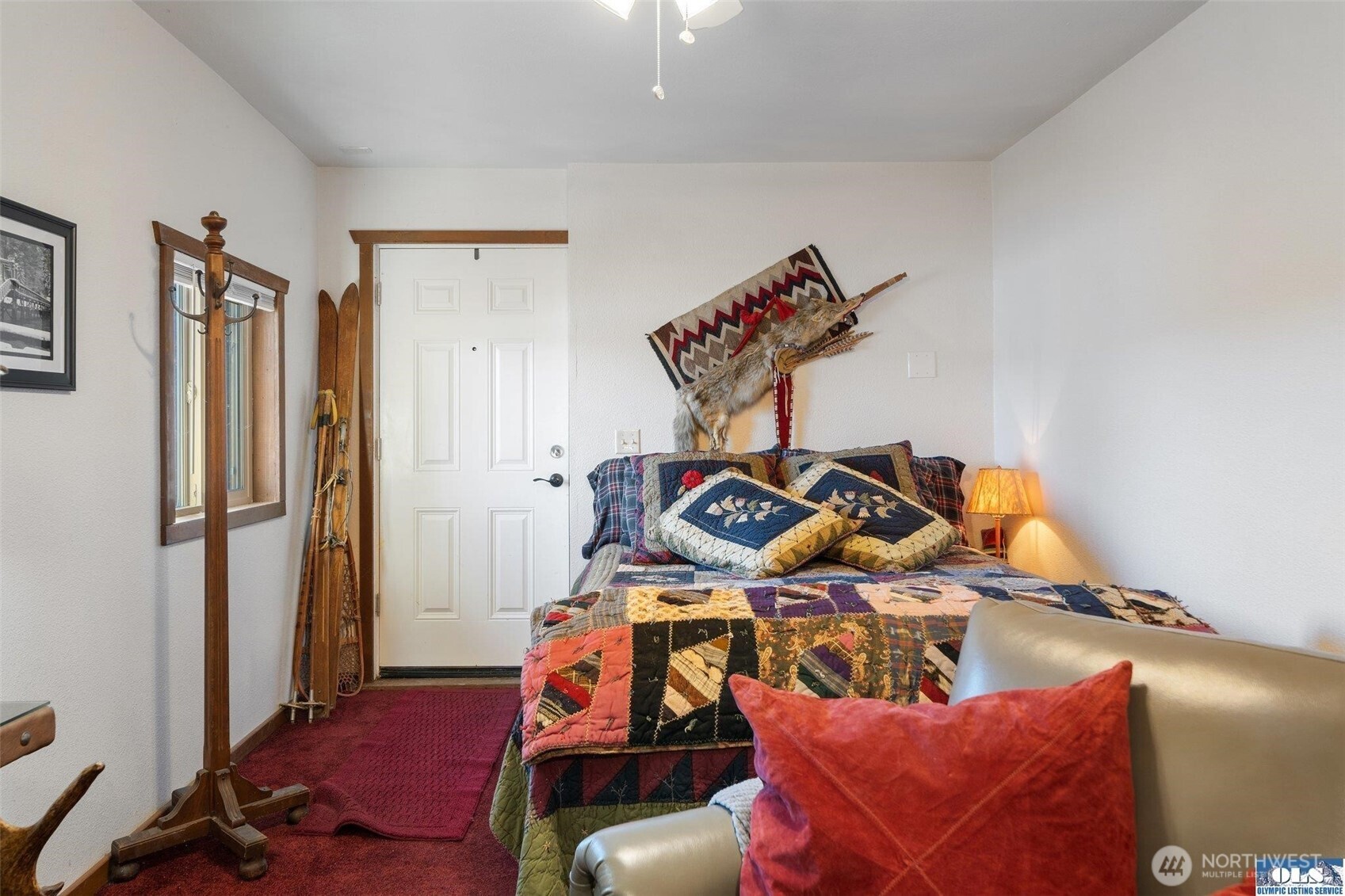 51 N Old Mill Hill Road , Hoodsport, WA 98548