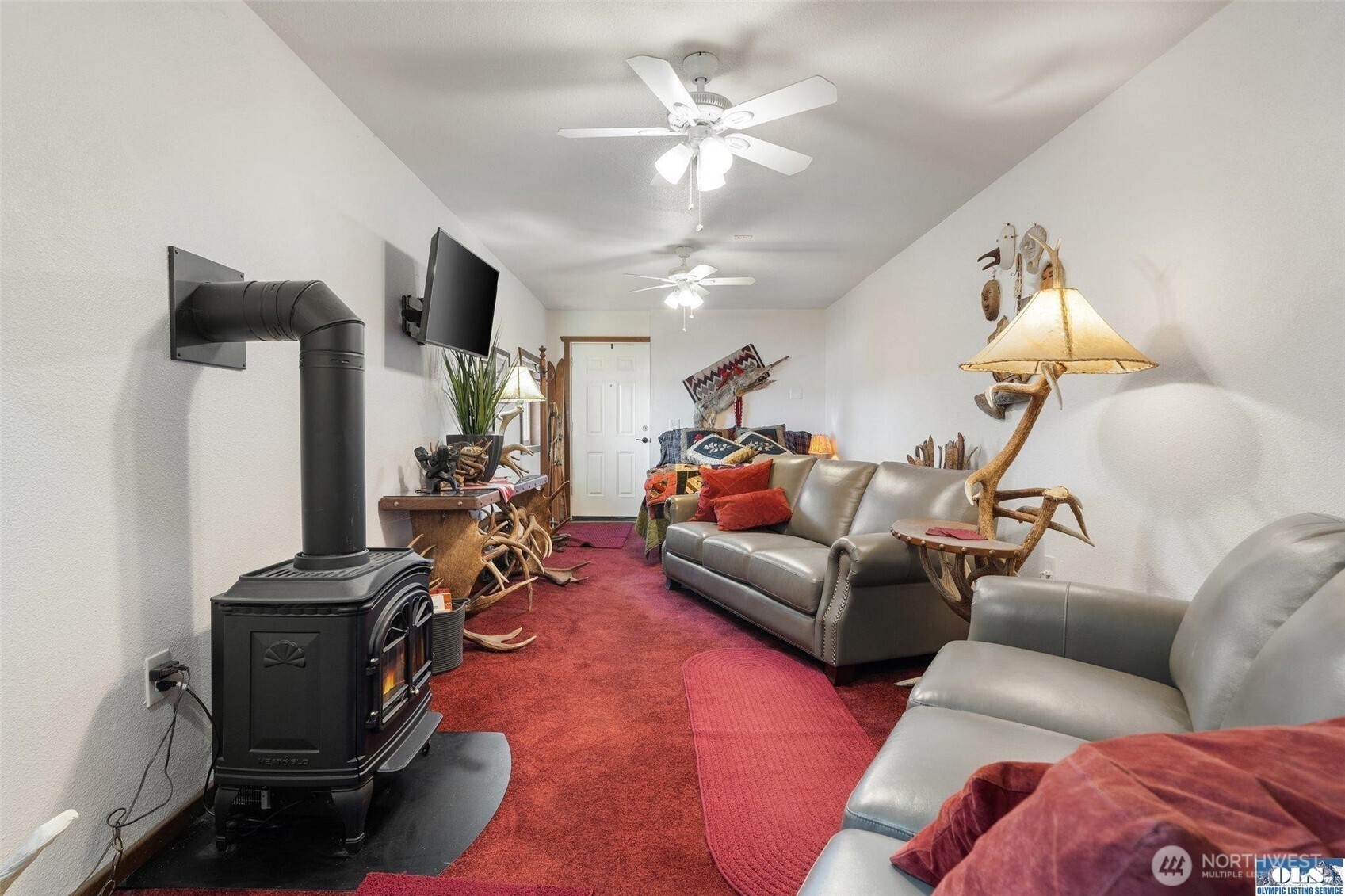 51 N Old Mill Hill Road , Hoodsport, WA 98548