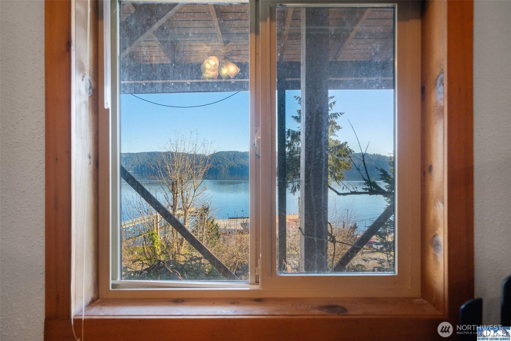 51 N Old Mill Hill Road , Hoodsport, WA 98548