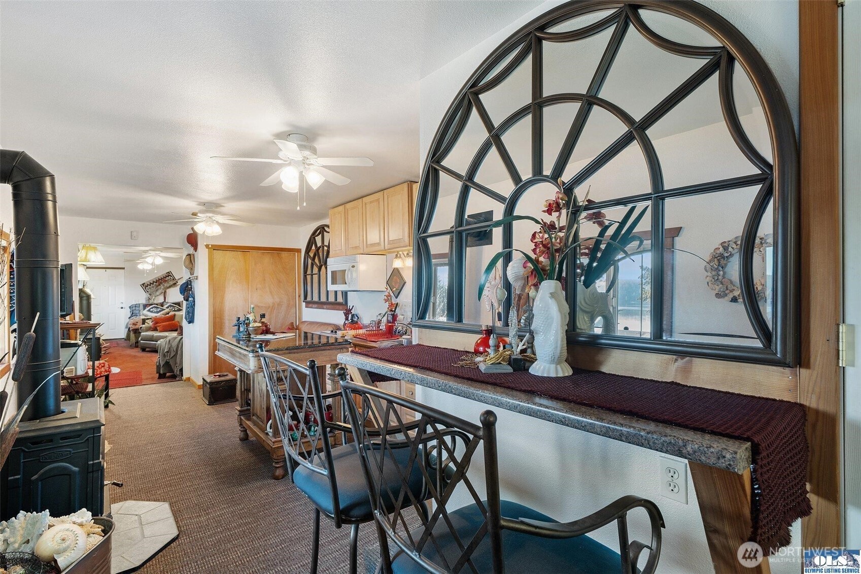 51 N Old Mill Hill Road , Hoodsport, WA 98548