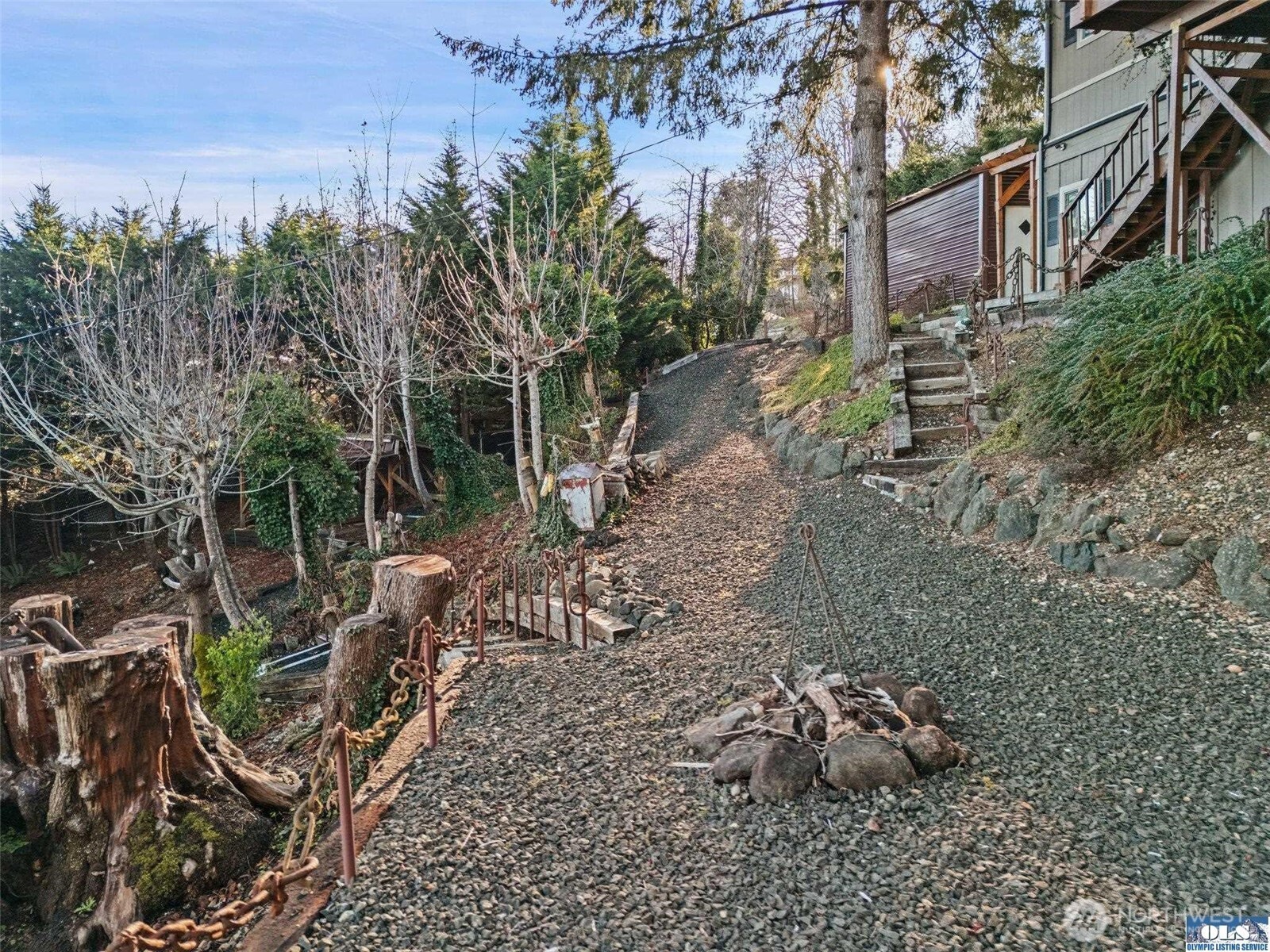 51 N Old Mill Hill Road , Hoodsport, WA 98548