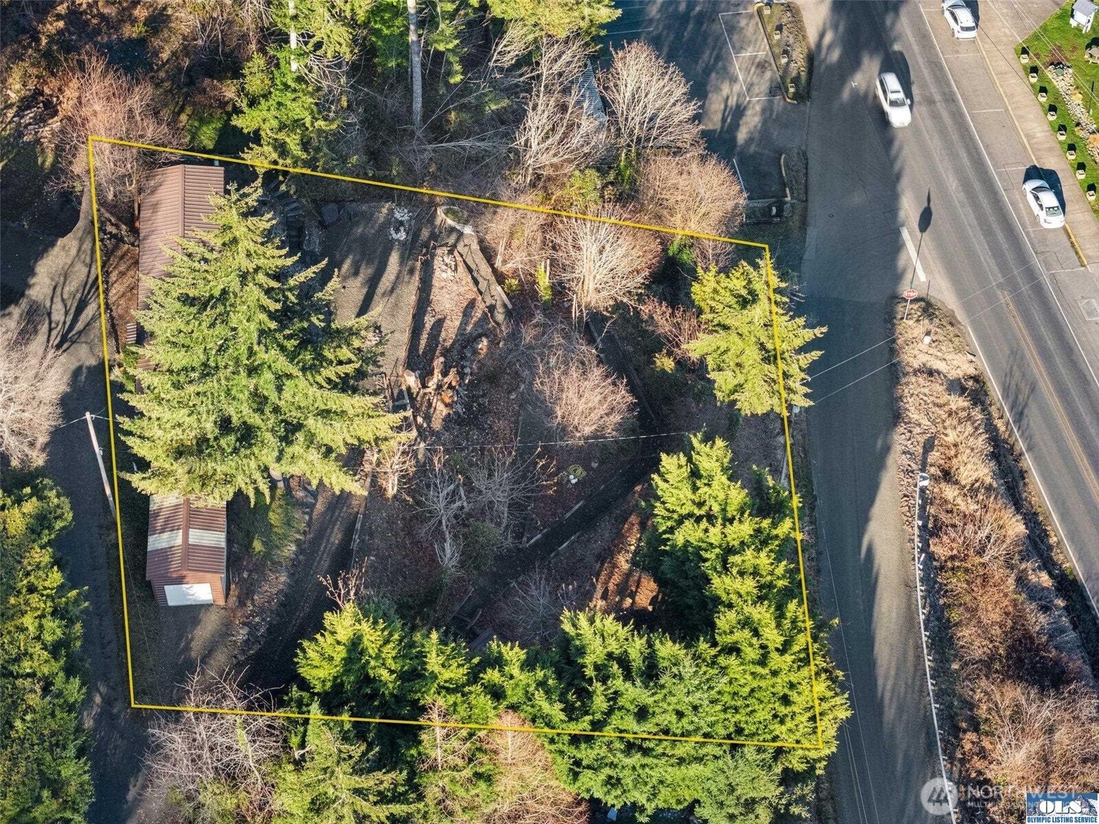 51 N Old Mill Hill Road , Hoodsport, WA 98548