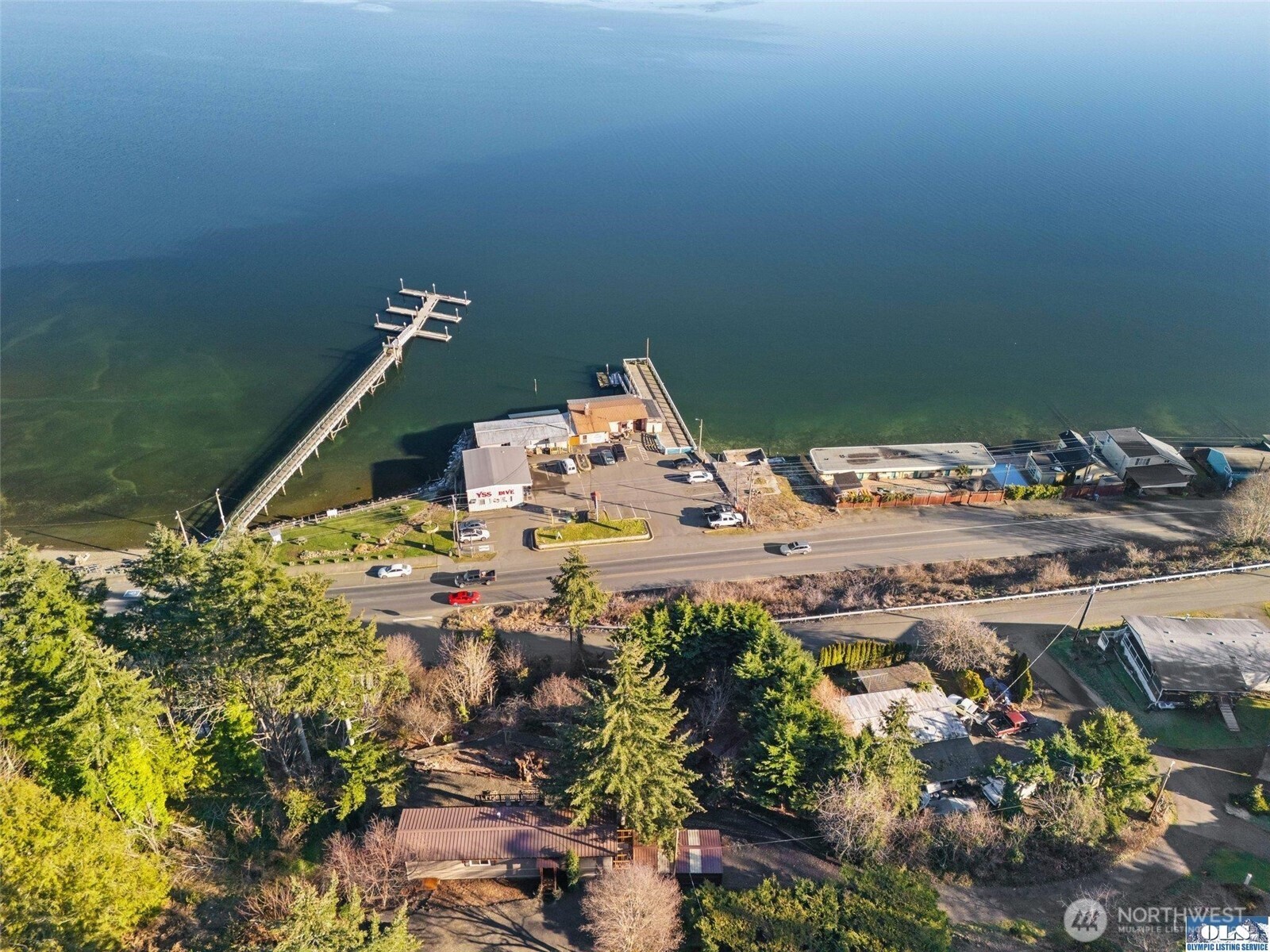 51 N Old Mill Hill Road , Hoodsport, WA 98548