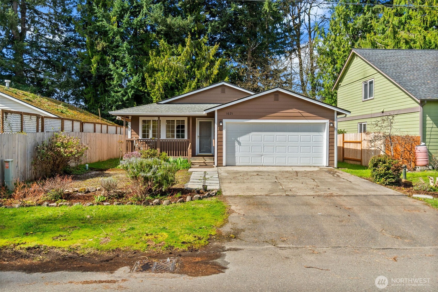 1621 Tullis Street NE, Olympia, WA 98506
