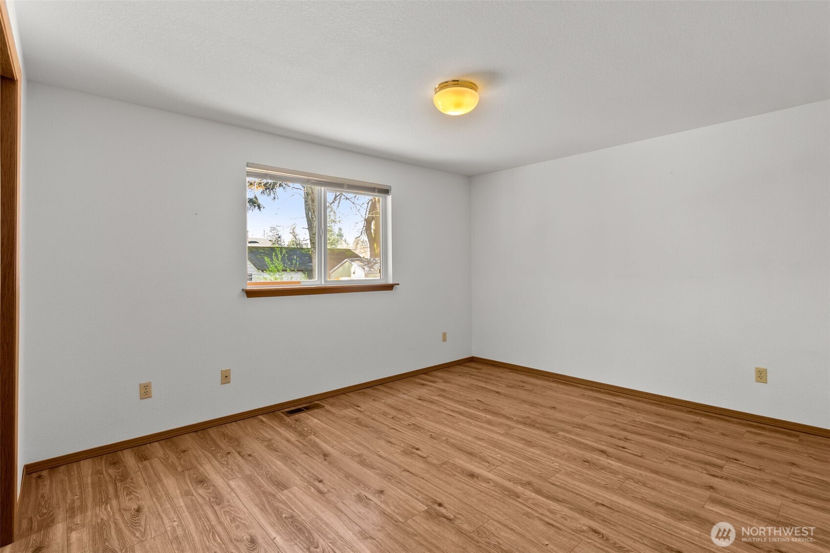 1621 Tullis Street NE, Olympia, WA 98506