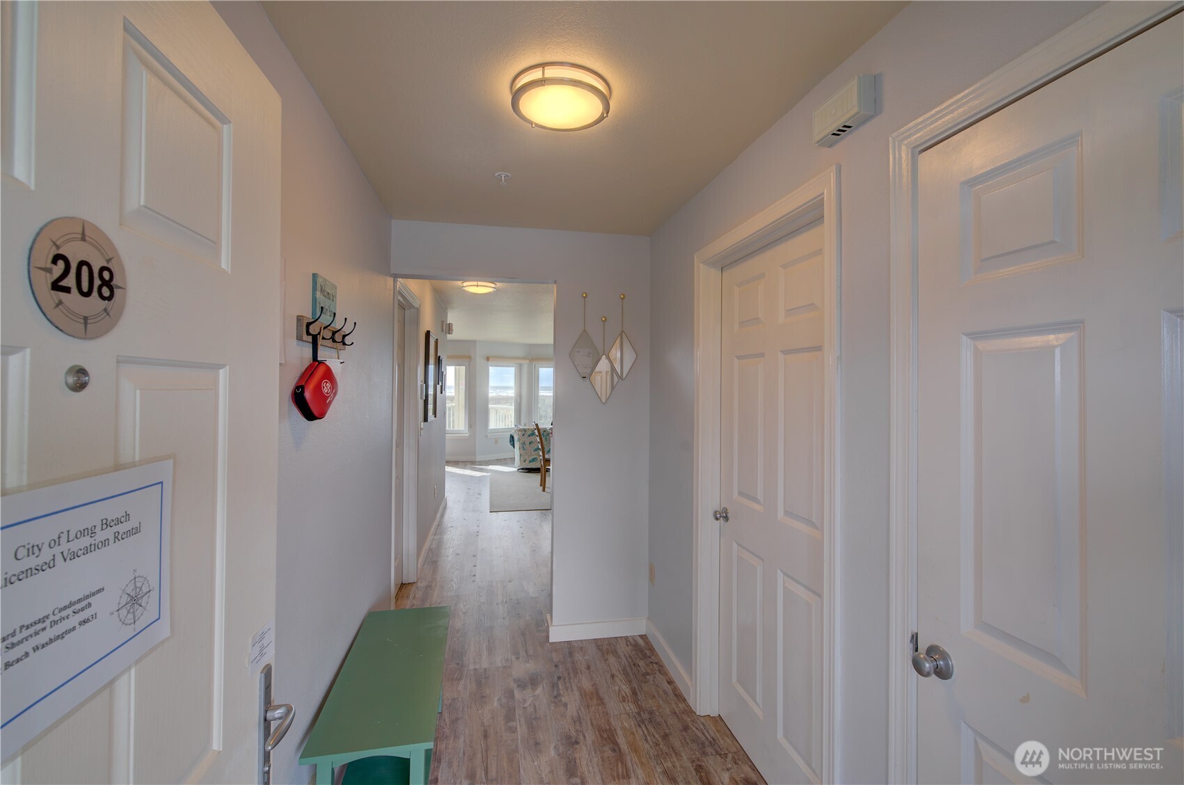 501 Shoreview Dr S #208, Long Beach, WA 98631