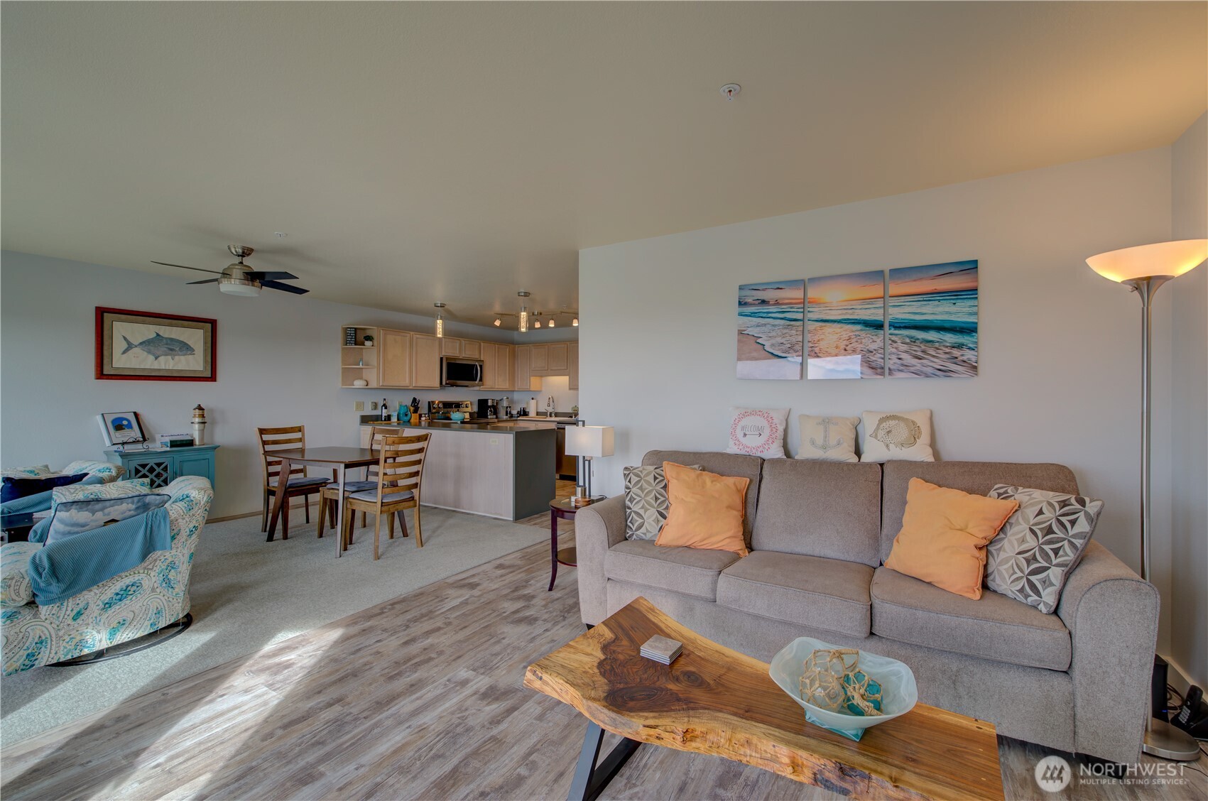 501 Shoreview Dr S #208, Long Beach, WA 98631