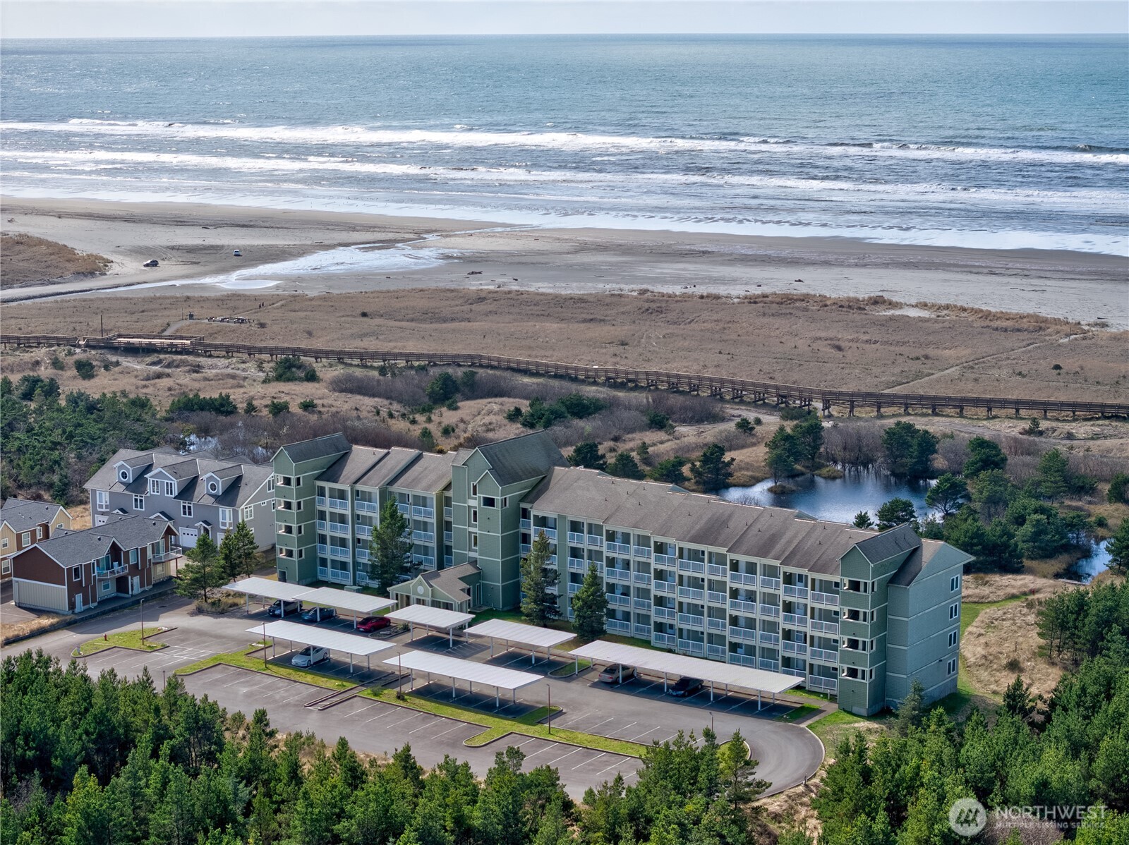 501 Shoreview Dr S #208, Long Beach, WA 98631