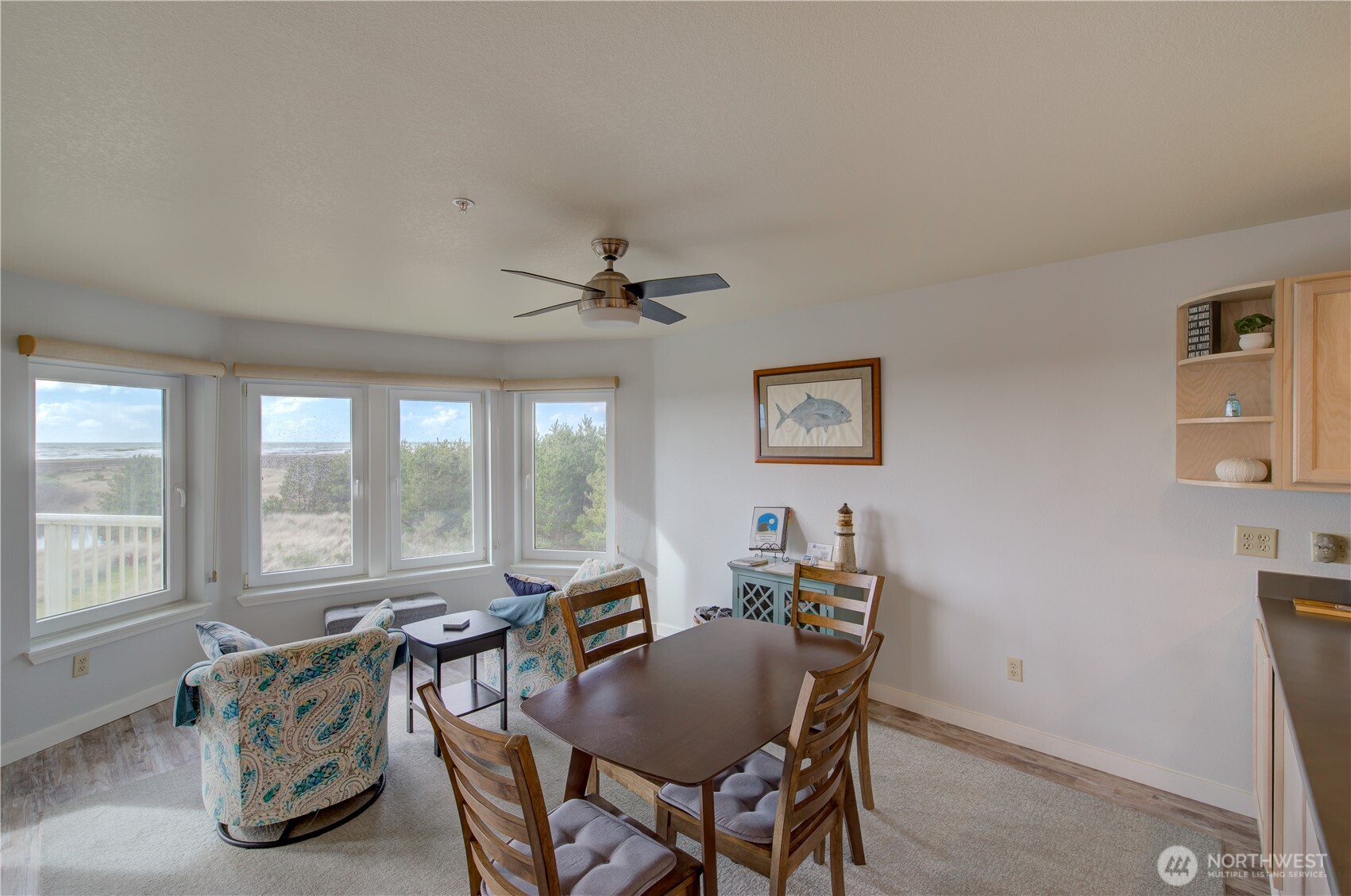 501 Shoreview Dr S #208, Long Beach, WA 98631